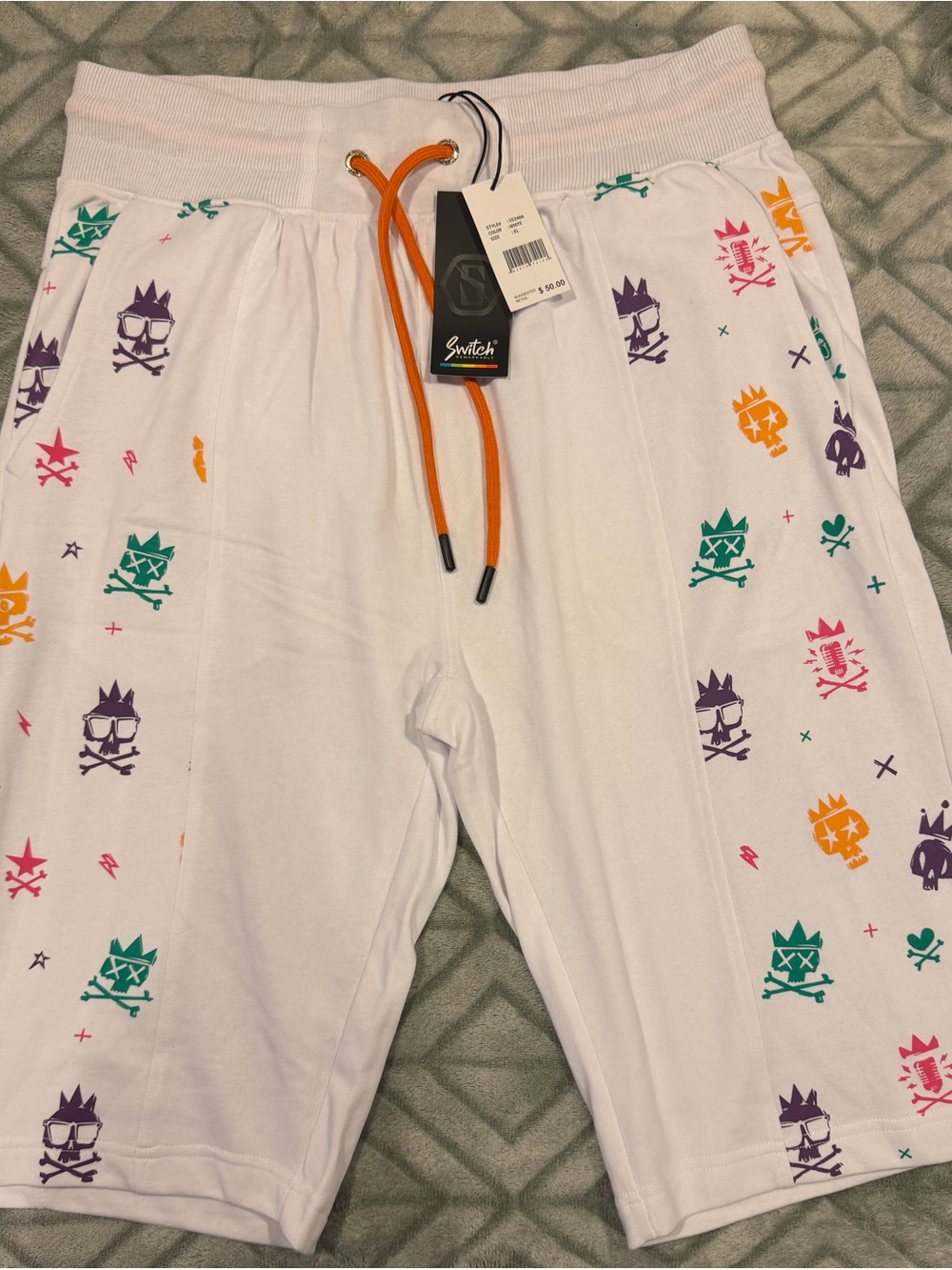 Switch Remarkable XL White Graphic Skull Print Drawstring Shorts